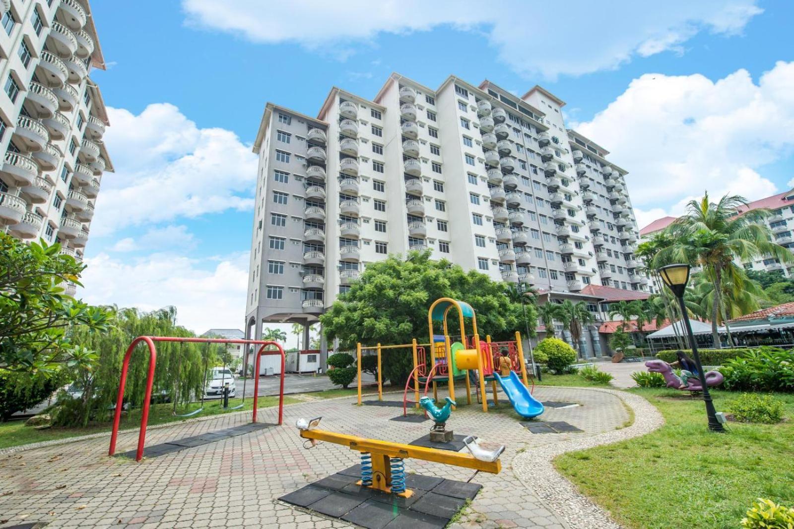 Ruiyas Sea View Condominium Portdickson Port Dickson Exterior foto